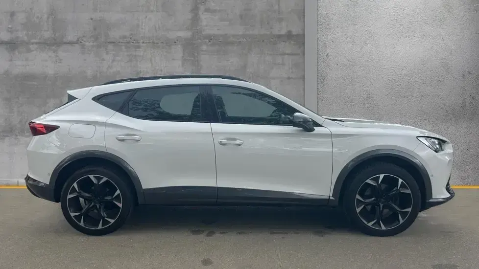 Used Cupra Formentor 150 HP (110 kW) 2024 White SUV