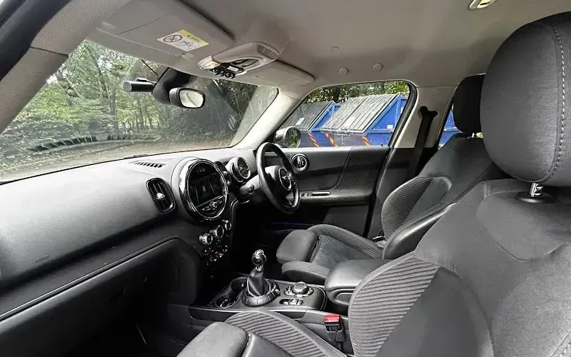 Used Mini Cooper Countryman 150 HP (110 kW) 2017 Silver SUV