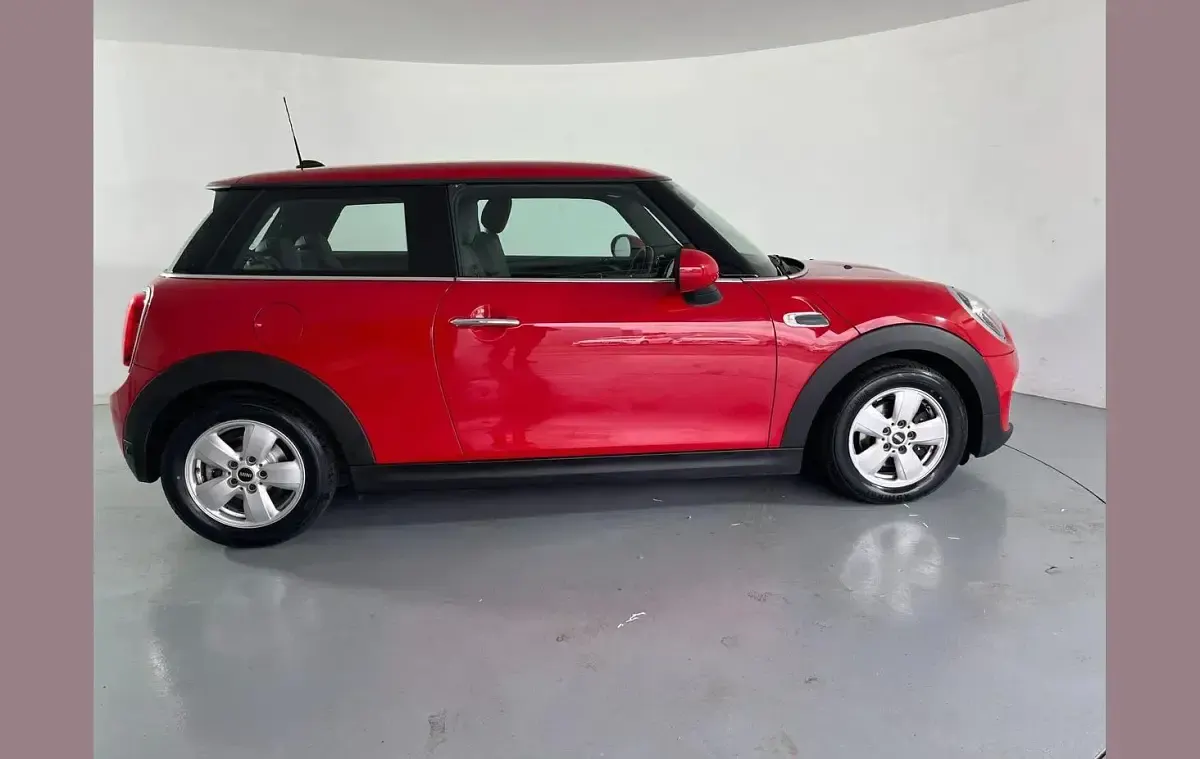 Used Mini ONE 101 HP (74 kW) 2018 Red Hatchback