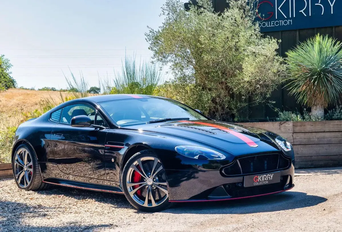 Used Aston Martin Vantage 565 HP (415 kW) 2018 Black Coupe