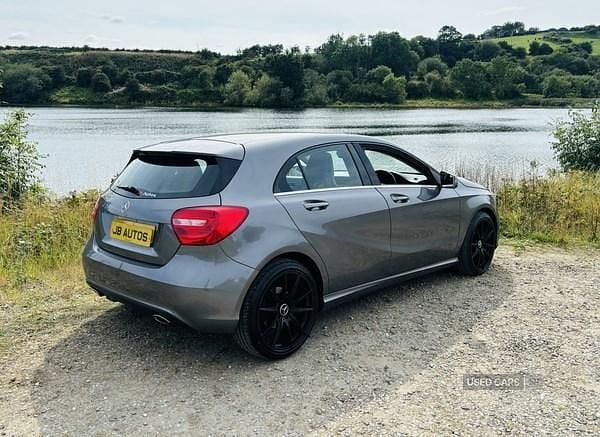 Used Mercedes A180 109 HP (80 kW) 2013 Grey Hatchback