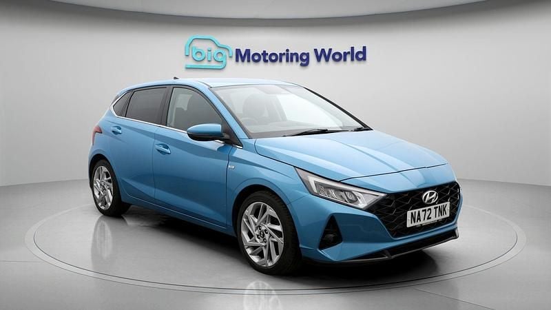Used Hyundai i20 Premium 99 HP (72 kW) 2022 Hatchback