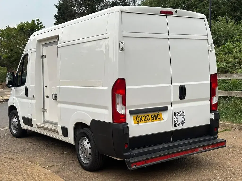 Used Citroën Relay 140 HP (102 kW) 2020 White Van