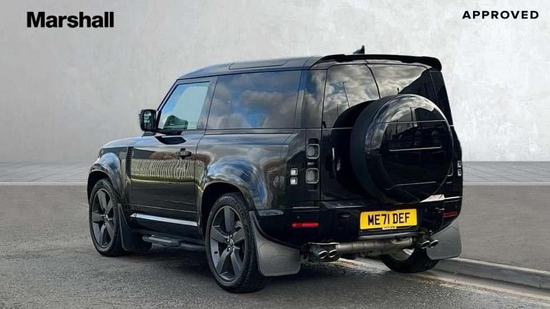 Used Land Rover Defender 525 HP (386 kW) 2021 Black SUV