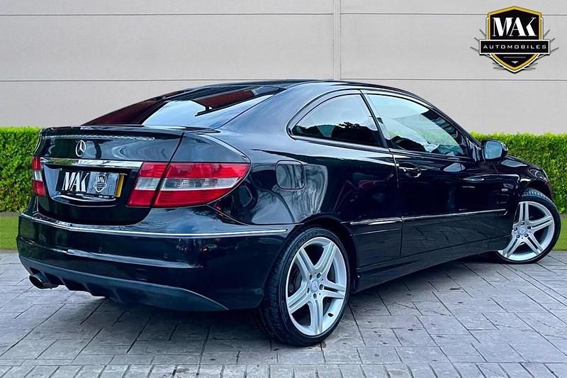 Used Mercedes CLC160 2011 Black Hatchback