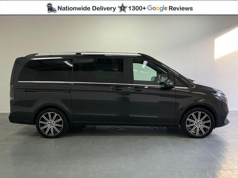 Used Mercedes V220 Premium 163 HP (119 kW) 2024 Grey MPV