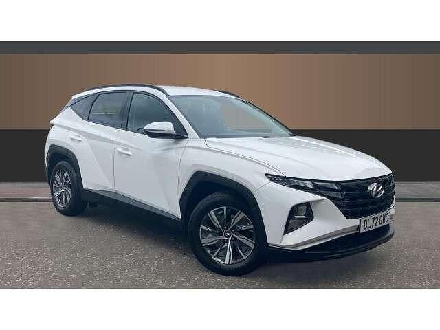 White Used 2023 Hyundai Tucson SE SUV | £17,495 (Fair price) - Image 1/4