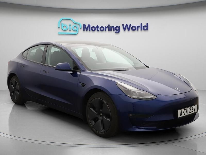 Blue Used 2021 Tesla Model 3 Long Range AWD Sedan | £19,300 (Fair price) - Image 1/4