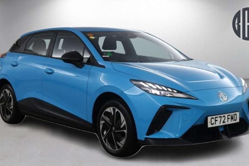 Used MG MG4 EV SE 319 kW (435 HP) 2023 Blue Hatchback