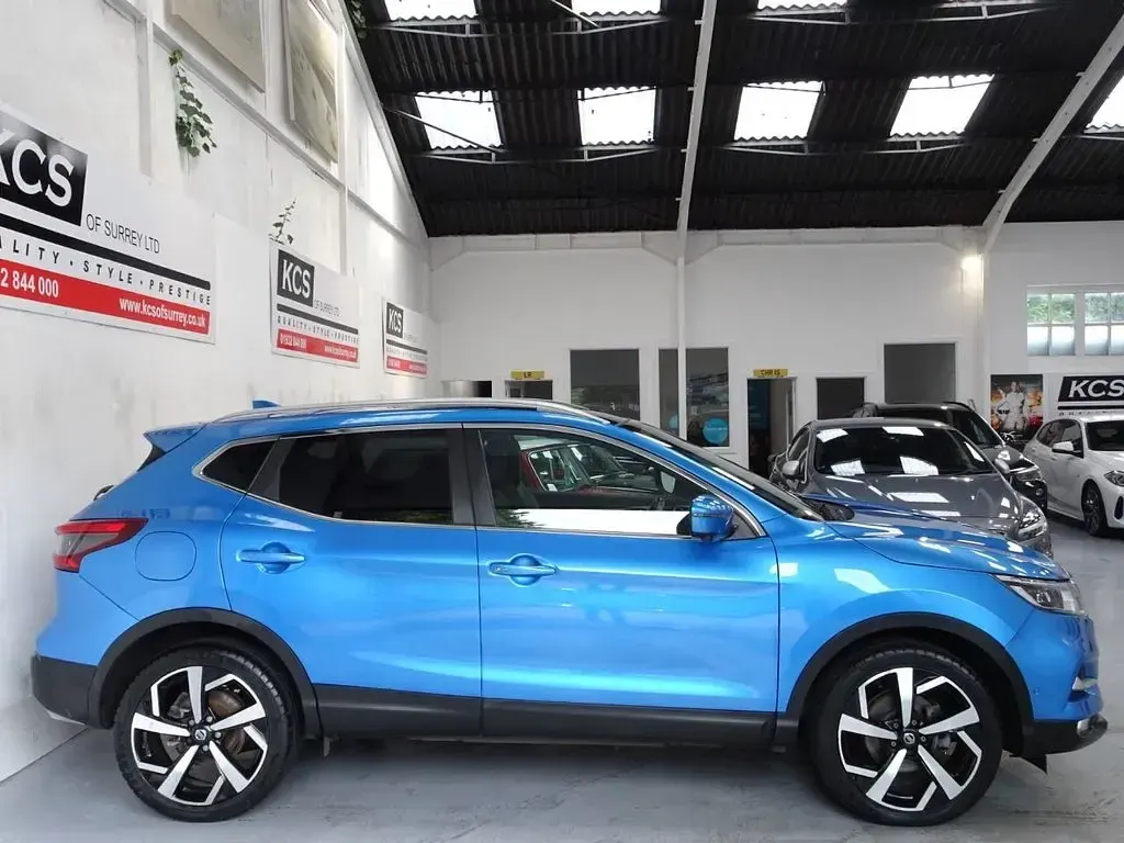 Used Nissan Qashqai Tekna 115 HP (84 kW) 2018 Blue SUV