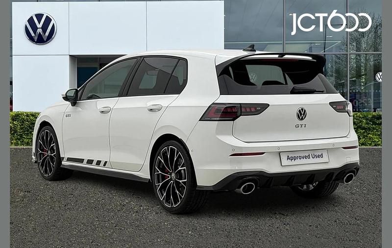 Used VW Golf VIII GTI Clubsport 300 HP (220 kW) 2025 White Hatchback