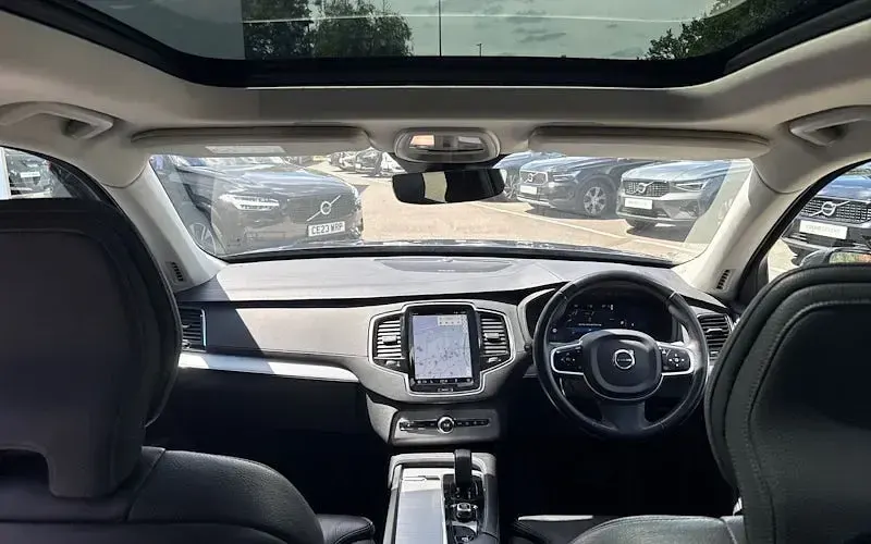Used Volvo XC90 Plus 235 HP (172 kW) 2023 SUV