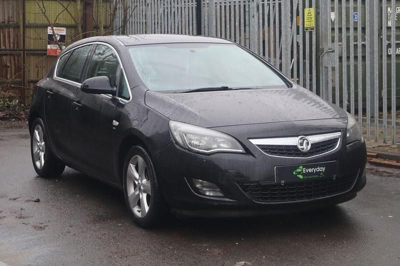 Used Vauxhall Astra SRi 2010 Black Hatchback