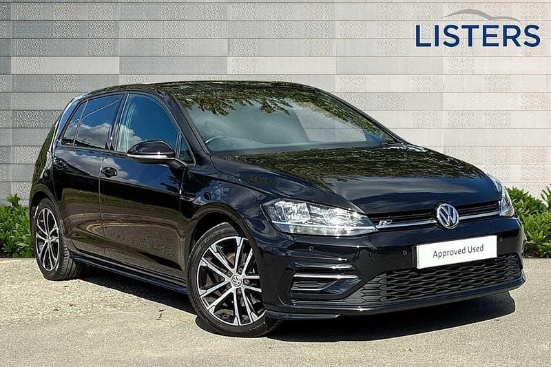 Deep black Used 2020 VW Golf VII R-line Hatchback | £18,900 (A bit pricey) - Image 1/4