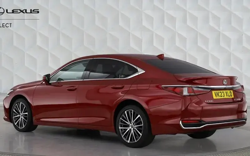 Used Lexus ES300H 218 HP (160 kW) 2021 Sedan
