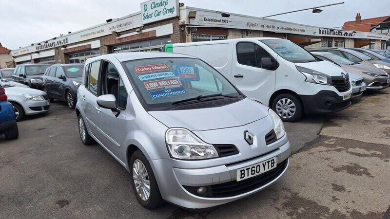 Used Renault Modus Dynamique 86 HP (63 kW) 2011 Silver MPV