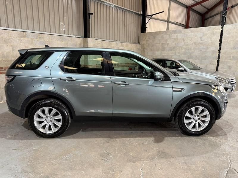 Used Land Rover Discovery Sport SE 180 HP (132 kW) 2016 Grey SUV