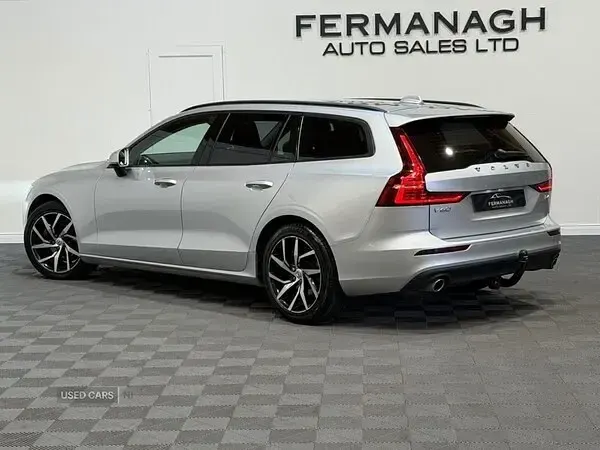 Used Volvo V60 Momentum 2020 Silver Estate