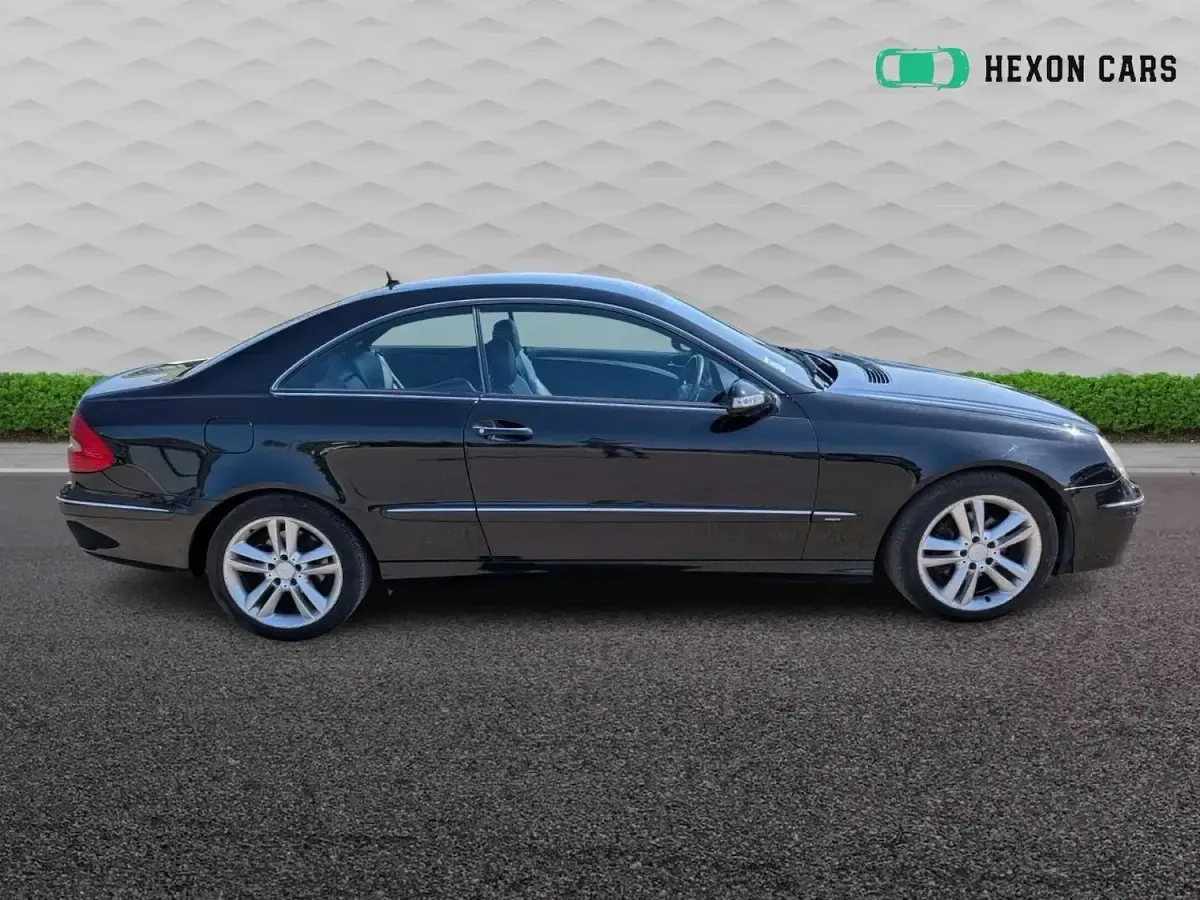 Used Mercedes CLK220 Avantgarde 2007 Black Coupe