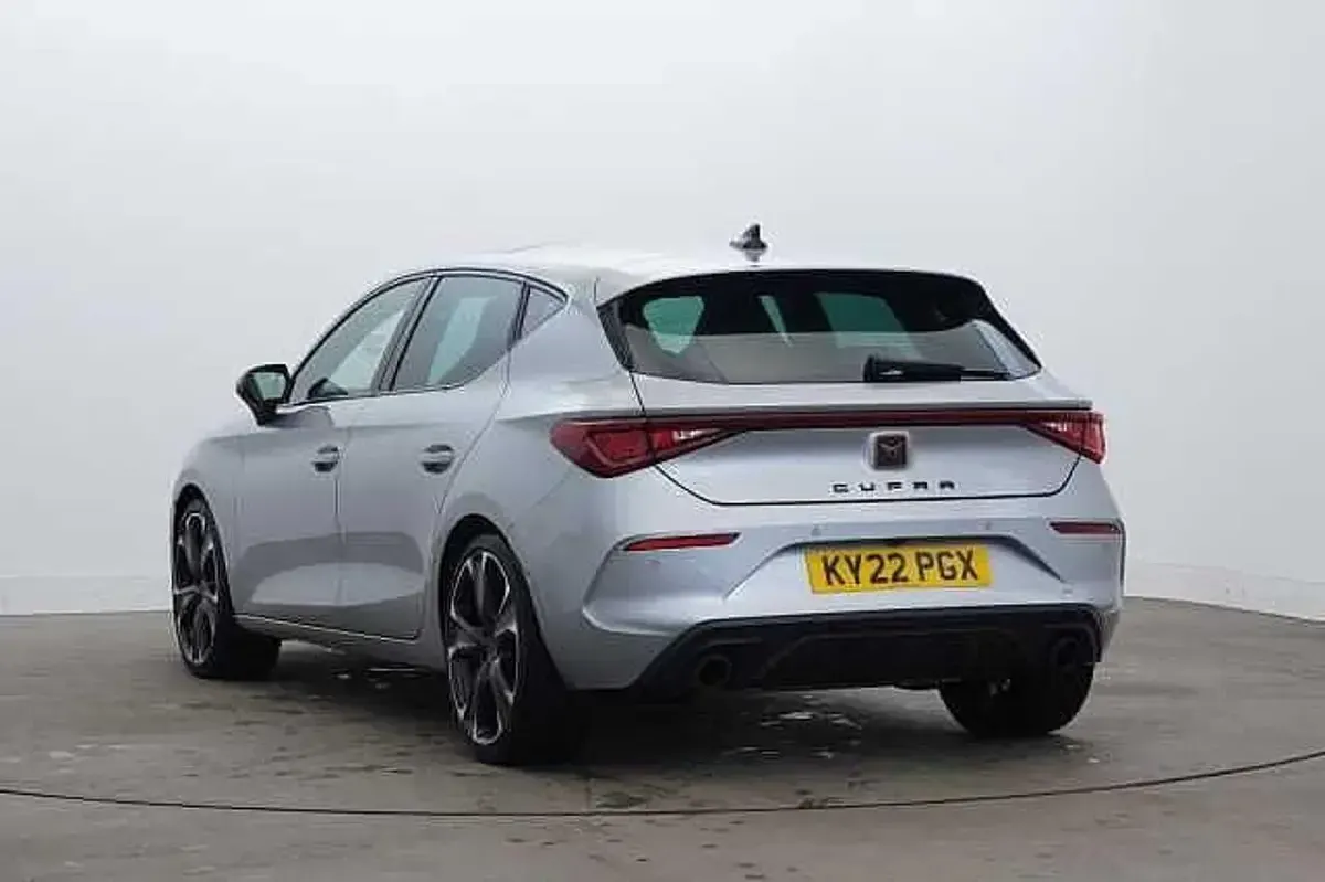 Used Cupra Leon VZ2 245 HP (180 kW) 2022 Silver Hatchback