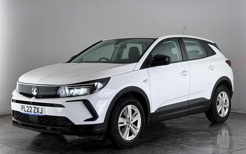 Used Vauxhall Grandland X S 131 HP (96 kW) 2021 White SUV