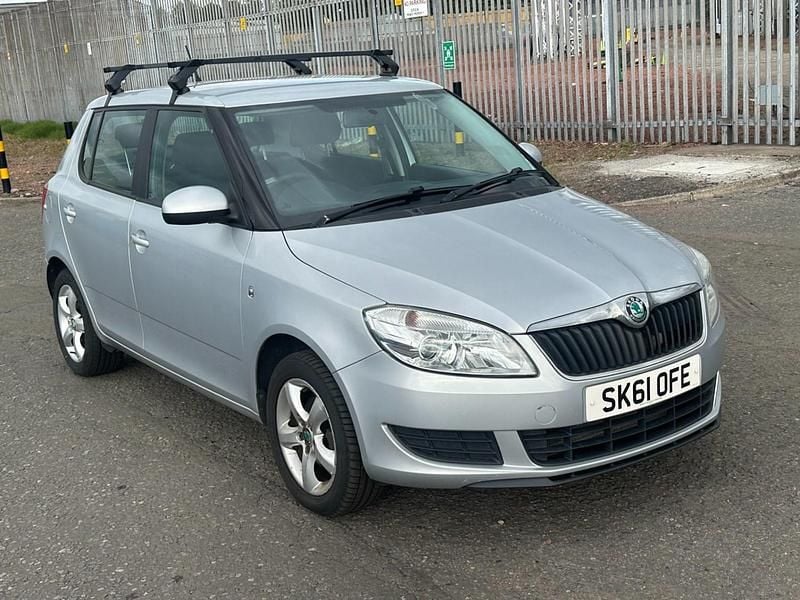 Used Skoda Fabia SE 90 HP (66 kW) 2011 Silver Hatchback