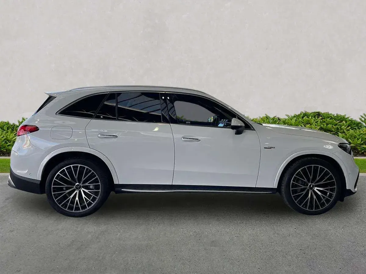 Used Mercedes GLC43 AMG Premium Plus 2024 White Estate