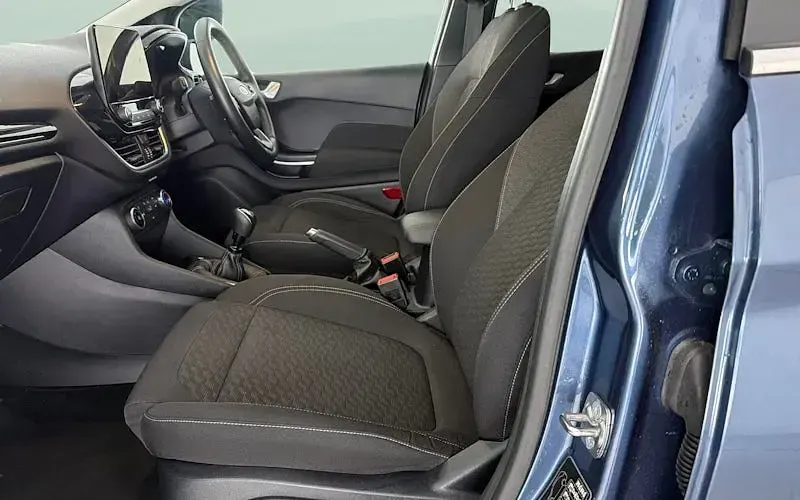 Usado Ford Fiesta Titanium 101 CV (74 kW) 2022 Utilitario