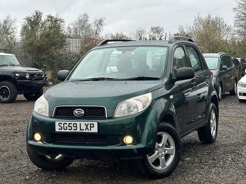 Used Daihatsu Terios 105 HP (77 kW) 2009 Green SUV