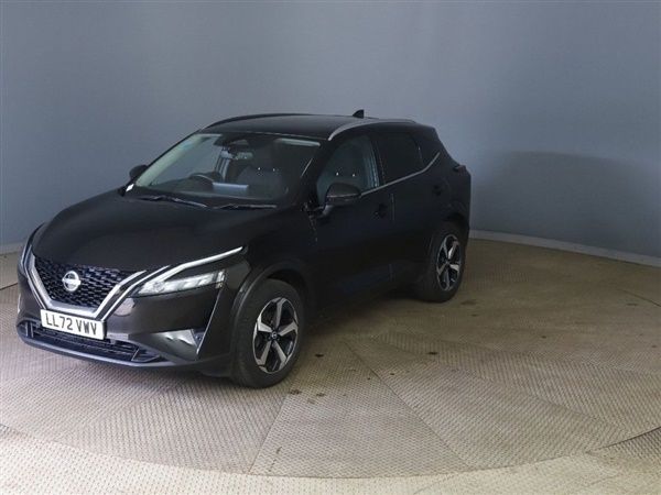 Black Used 2022 Nissan Qashqai N-Connecta SUV | £15,999 (Fair price) - Image 1/4