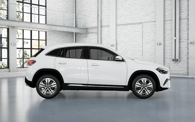 New Mercedes GLA200 Executive 163 HP (119 kW) 2026 SUV