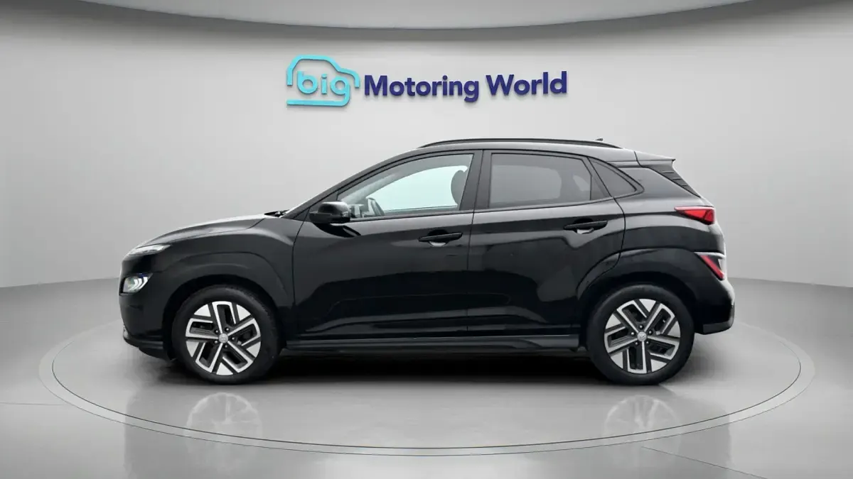 Used Hyundai Kona Premium 100 kW (136 HP) 2022 Black SUV