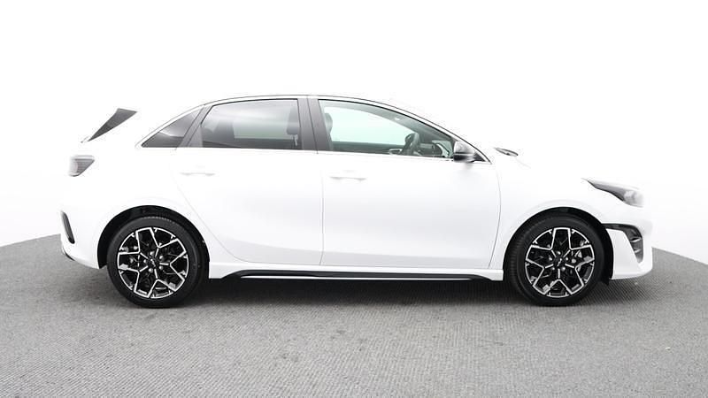 New Kia Ceed GT-Line 138 HP (101 kW) 2025 White Hatchback