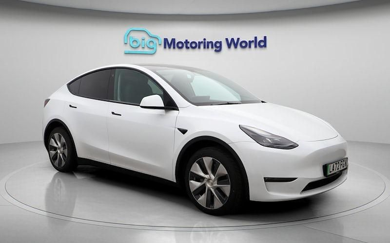 Used Tesla Model Y Long Range AWD 286 kW (389 HP) 2025 SUV