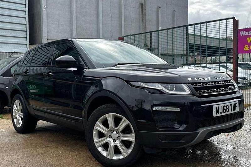 Used 2018 Land Rover Range Rover evoque SE Hatchback | £12,600 (Fair price) - Image 1/1