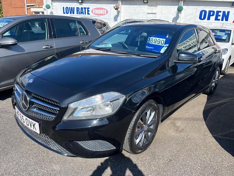 Used Mercedes A180 SE 2015 Black Hatchback