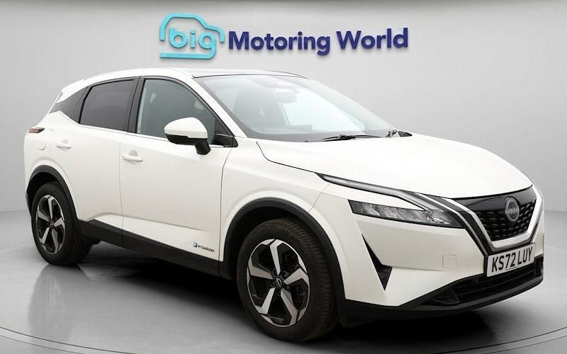 Used Nissan Qashqai N-Connecta 190 HP (139 kW) 2023 White SUV