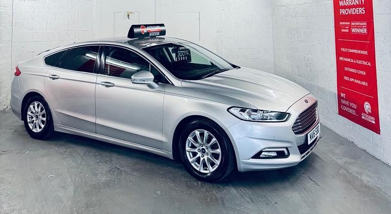 Silver Used 2016 Ford Mondeo Zetec Hatchback | £5,995 (A bit pricey) - Image 1/4