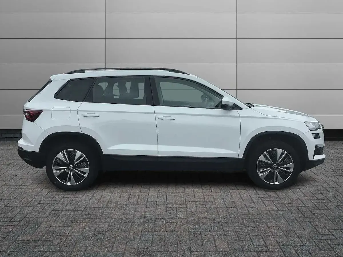 Used Skoda Karoq SE Drive 110 HP (80 kW) 2023 Moon white metallic SUV