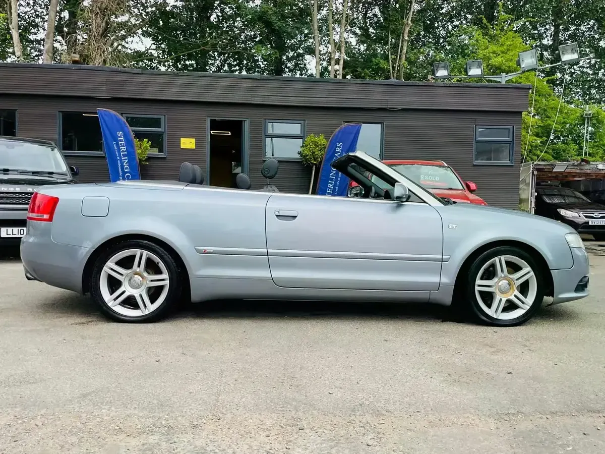 Used Audi A4 Cabriolet S-Line 200 HP (147 kW) 2008 Silver Cabriolet