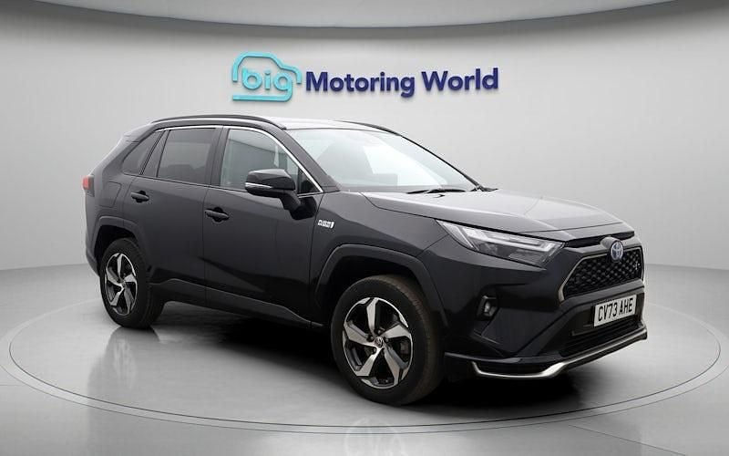 Used Toyota RAV4 Design 306 HP (225 kW) 2026 SUV