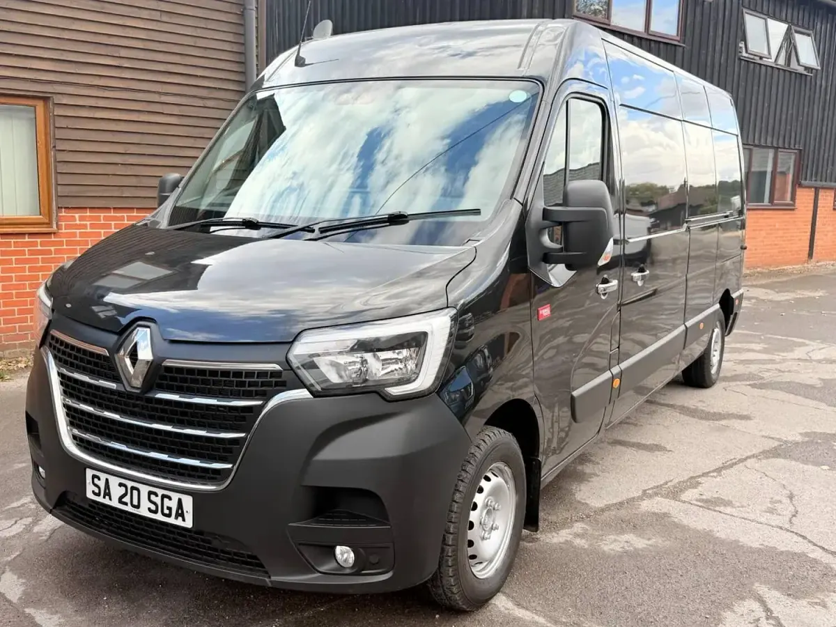 Used Renault Master Komfort 2020 Black MPV