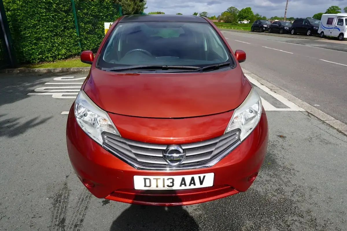 Used Nissan Note Acenta 98 HP (72 kW) 2013 Red Hatchback