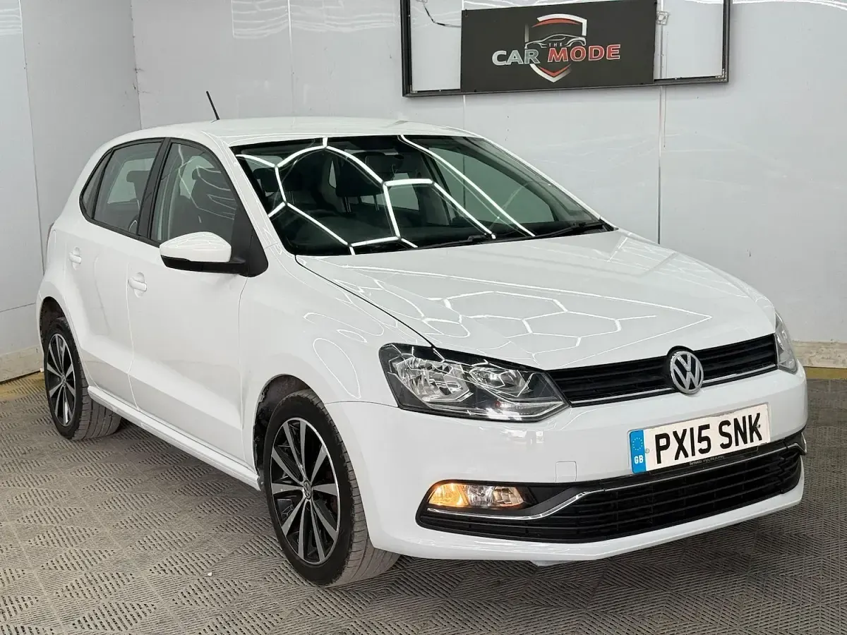 Used VW Polo SE 90 HP (66 kW) 2015 Hatchback