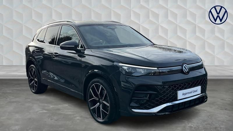 Grey Used 2025 VW Tiguan R-line SUV | £33,382 (Expensive) - Image 1/4