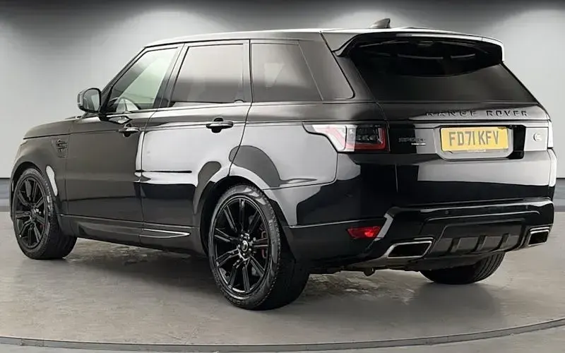 Used Land Rover Range Rover Sport HSE Dynamic 404 HP (297 kW) 2021 Santorini black SUV