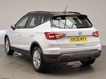 New Seat Arona SE 95 HP (69 kW) 2026 Metallic  glacial white with black roof SUV