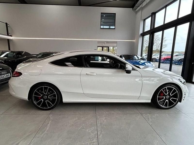 Used Mercedes C200 AMG line 2019 White Coupe