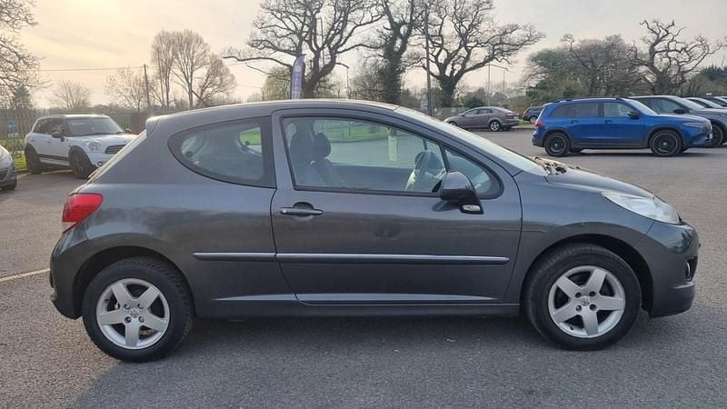 Used Peugeot 207 75 HP (55 kW) 2010 Grey Hatchback
