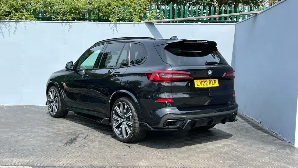 Used BMW X5 M Sport 335 HP (246 kW) 2022 Black SUV